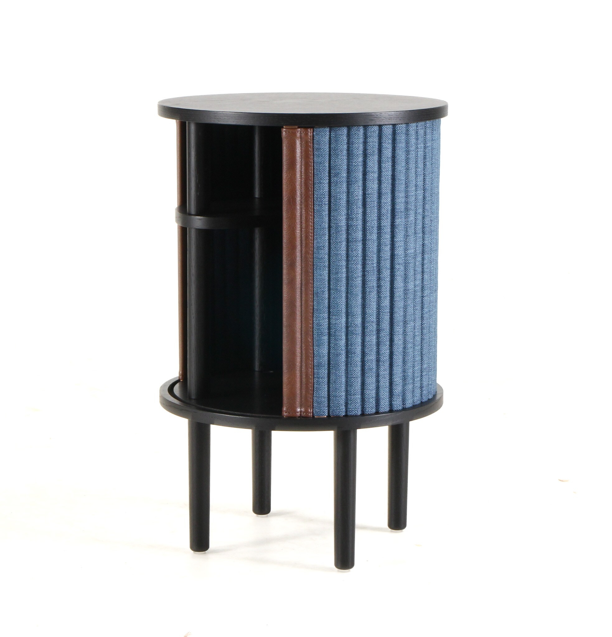 Jonas Søndergaard for Umage. Side table, model Audacious, display model