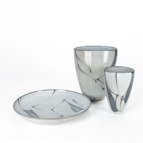 Kähler. Two vases and a dish (3)