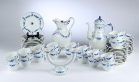 Bing & Grondahl. 'Empire' coffee set with i.a. chocolate pot and candle holder (59)