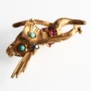 Brooch: Cat with gemstone, 18 kt. gold