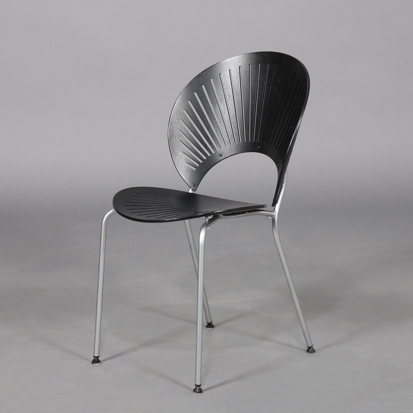 Nanna Ditzel Stol , NANNA DITZEL DESIGN – AINZ
