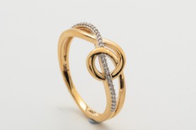 Ring with diamonds, 14 kt. gold, size 56