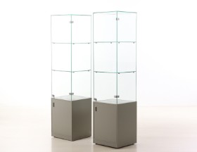 A pair of glass display cases (2)