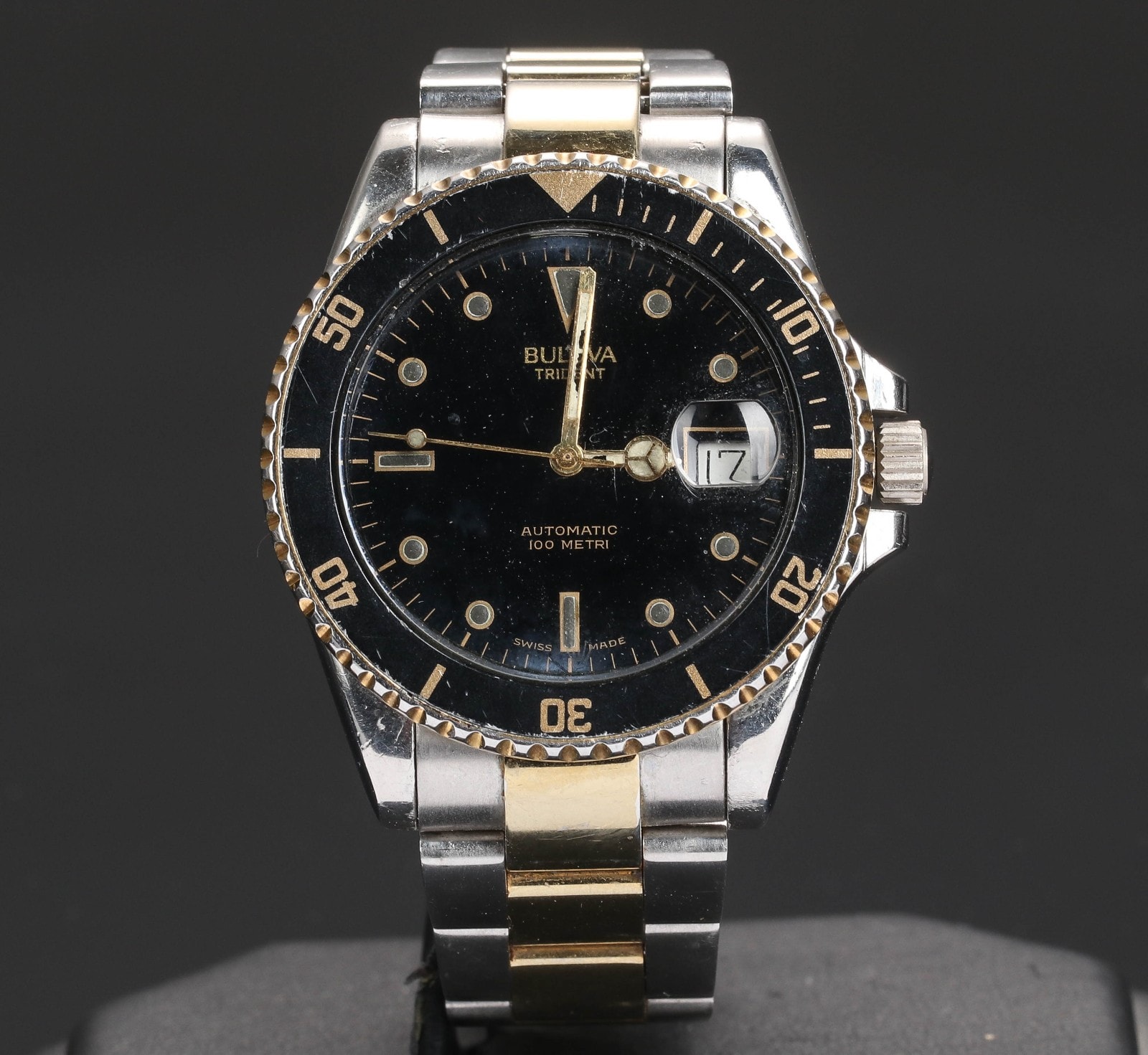 Bulova trident outlet automatic