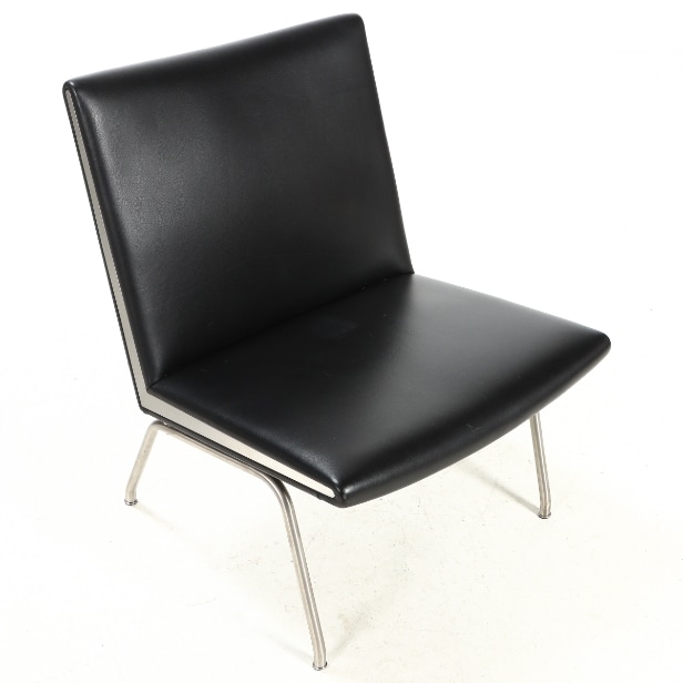 Hans J. Wegner: Lufthavnsstol, CH-401.