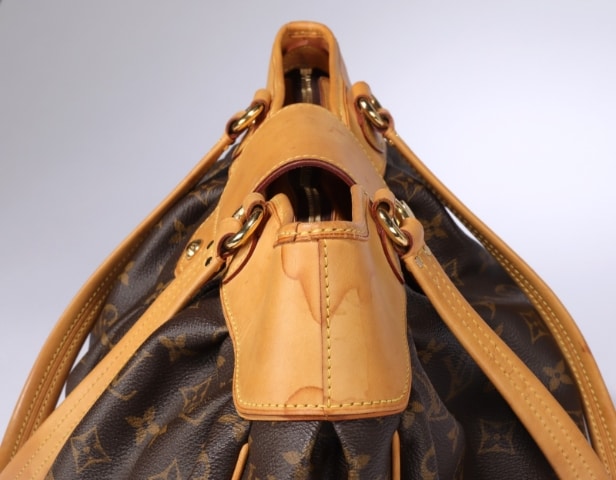 Louis Vuitton. 'Boetie PM' hånd-/ skuldertaske af Monogram Canvas