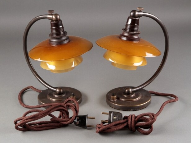 Poul Henningsen, Par natbordslamper (2)  Denne vare er sat til omsalg under nyt varenummer 5333590