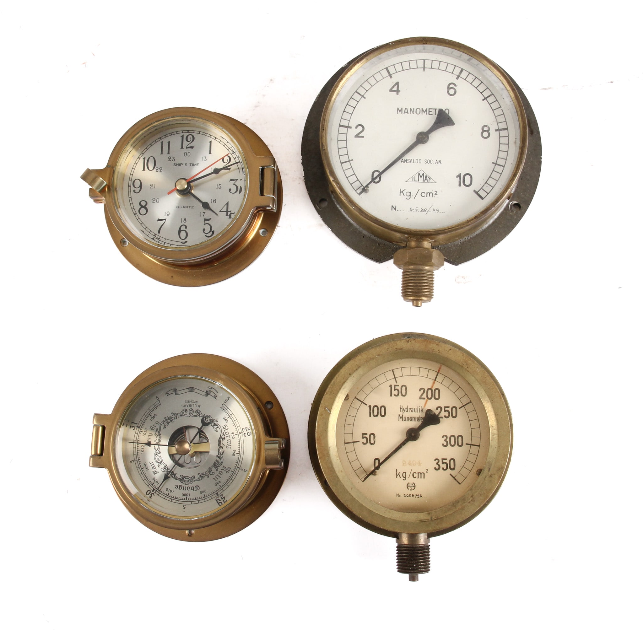 Collection of maritime measuring instruments (4)
