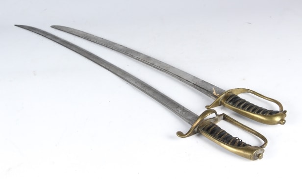 Two sabers, 19th century | Lauritz.com