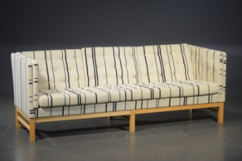 Erik Ole Jørgensen. tre pers. sofa, model EJ315