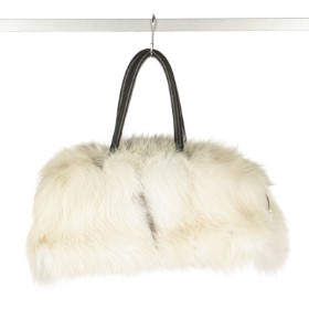 7462 - Kopenhagen Fur. Handbag made of fox fur