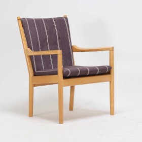 Hans J. Wegner (1914-2007) for Fritz Hansen: Armstol / lænestol af bøg, model 1788