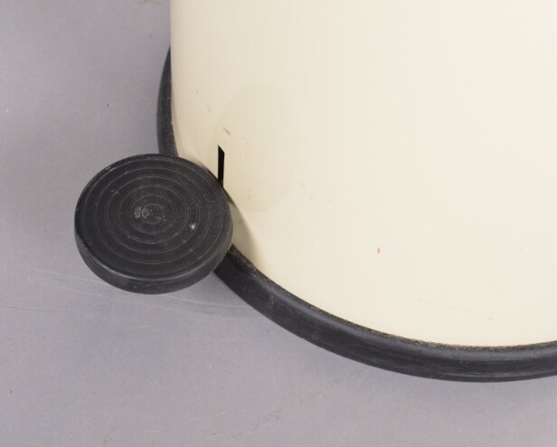 Vipp spand af lakeret metal, 30 liter