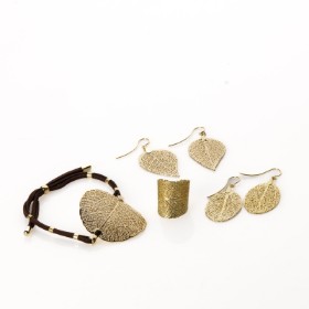 Pure Leaf. Collection of jewelery plated with 18 kt. gold (6)