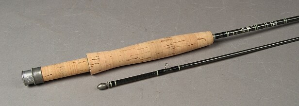Samling fiskeudstyr: Fiskestang Hardy Ultralite, fluehjul JSB-Perfect Trout, fluehjul DMA-E Denmark (3)