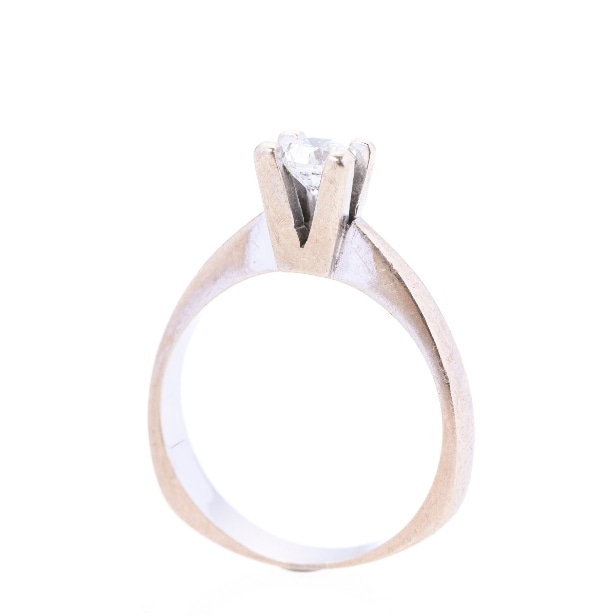 Flemming Kjerulff: A diamond solitaire ring of 14k white gold, approx. 0.45 ct. TW/VS. Size 55
