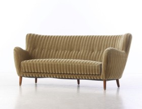 Dansk snedkermester. Overpolstret sofa, 1940-50'erne