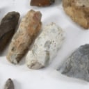 Danmarks oldtid. Samling stenøkser af flint. (18)