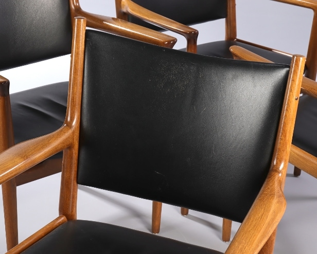 Hans J. Wegner for Johannes Hansen. Fire armstole af teak, model 'JH-513' (4)