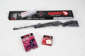 Gamo Black Bear luftgevær 4,5 mm, skydeskiver samt Field Target Trap (3)