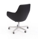 Arne Jacobsen. Kontorstol i sort læder, model 3211 'Lille Giraf'