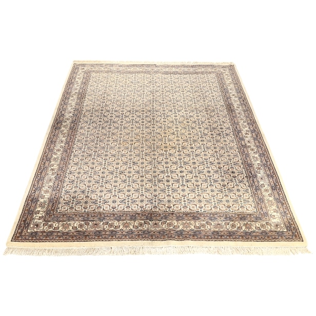 Indian Herati rug 233 x 300 cm