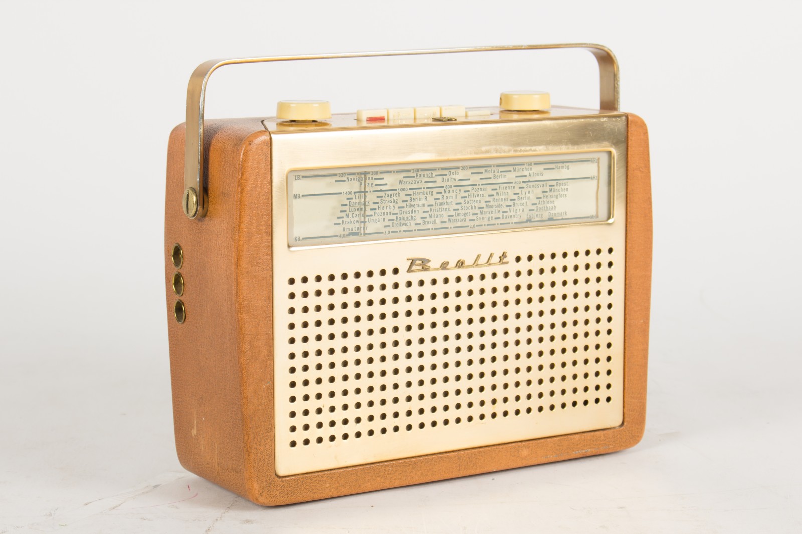 Bang & Olufsen. B&O Beolit 607 Transistorradio | Barnebys