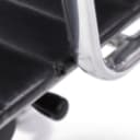 Charles Eames. Kontorstol i sort læder, model EA-117 'full leather'