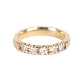 Scrouples: 'Grace' alliancering af 14 kt. guld, ca. 0.55 ct. Ringstr. 55.