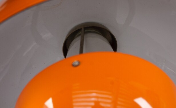 Verner Panton 1929-1998. VP1, Flowerpot orange