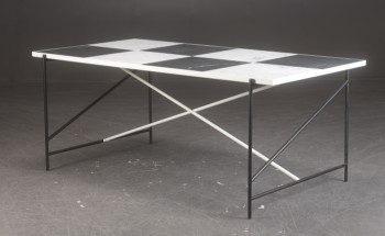 Emil Thorup for Handvärk, spisebord model 185, marmor og stål.