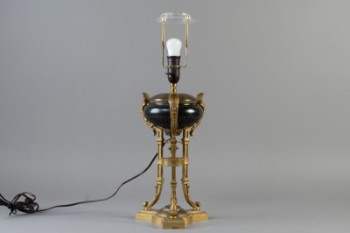 Fransk bordlampe af bronze ca.1900