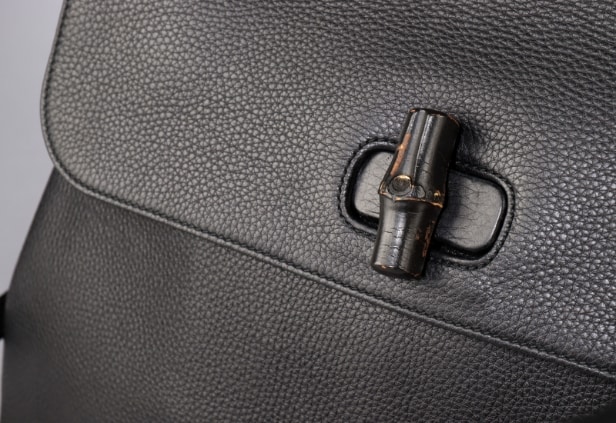 GUCCI. 'Bamboo Daily' top handle taske/ skuldertaske af sort Pebbled læder