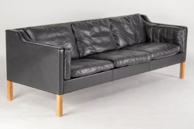 Børge Mogensen. Three-person sofa, model 2213