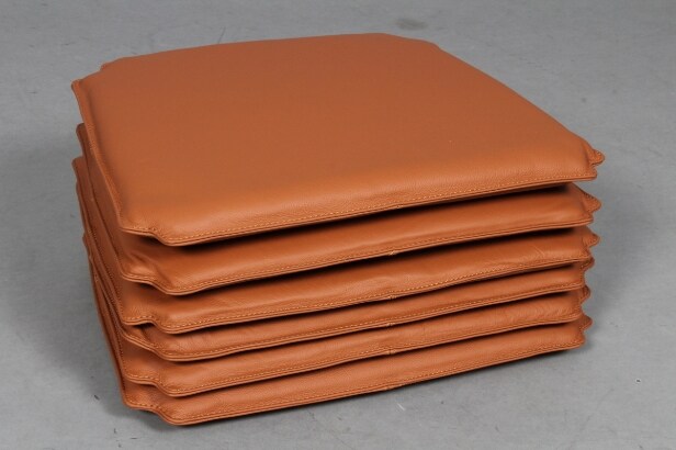 Cushion set for the 'Folkestolen', Børge Mogensen model J39. Cognac leather. (6)