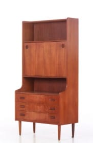 Dansk møbeldesign. Reol af teak, 1960'erne