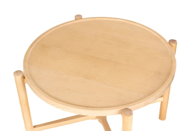 Hans J. Wegner: Tray table / side table made of ash wood model PP35