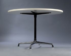 Charles Eames. Bord 'Segmented Table' Ø. 110 cm