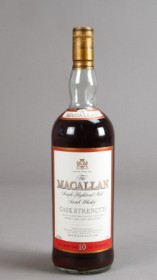 1 flaske Macallan 10 år Cask Strength Single Highland Malt Scotch Whisky 100 cl. 58,8%.