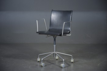 Karri Monni, Thin Collection, stol, sort læder, model S19