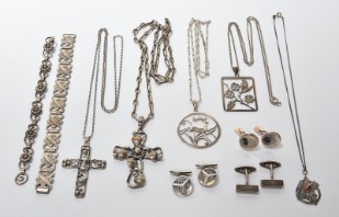En samling div. smykker sølv og sterlingsølv, bl.a. Jensen (13) - Lauritz.com