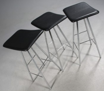 Dansk møbelproducent. Tre barstole, sort anilin læder (3)