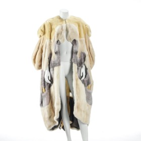 6910 - Kopenhagen Fur. Unique fur coat, oversize.