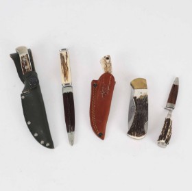 Five hunting knives with bone handles (5)