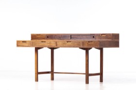 Løvig Design. Freestanding desk made of rosewood