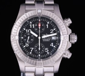 Breitling. Herrearmbåndsur, Super Avenger, titanium, 44 mm