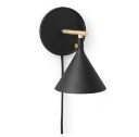 Menu. 'Cast Sconce' væglampe