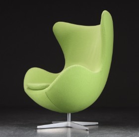 Arne Jacobsen. Lænestol 'Ægget', model 3316