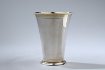 Guldsmedebolaget, Sverige. Vase af sølv, anno 1947