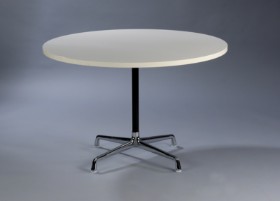 Charles Eames. Table 'Segmented Table' Ø 110 cm